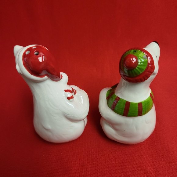 Pfaltzgraff Salt & Pepper Set Kissing Polar Bears 2014 - Picture 10 of 12